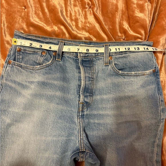 Levi’s Premium Wedgie 29 Blue Jeans Denim 99% Cotton 👖 - Picture 4 of 8